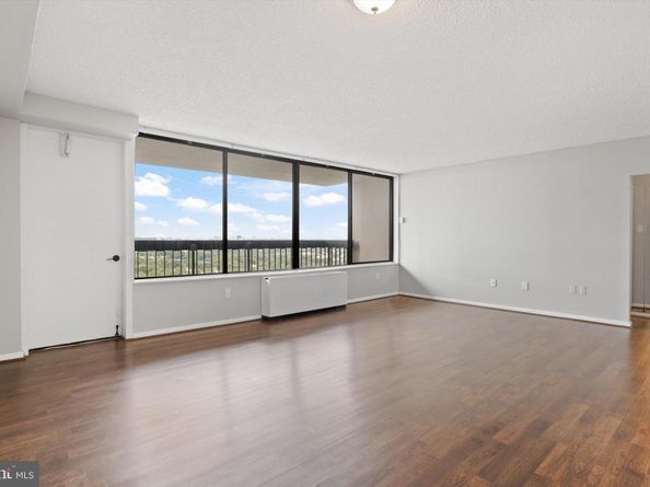 3701 S George Mason Drive 2410N, Falls Church VA 22041