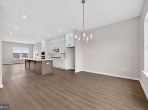 110 Lizabetta Lane 82, King Of Prussia PA 19406