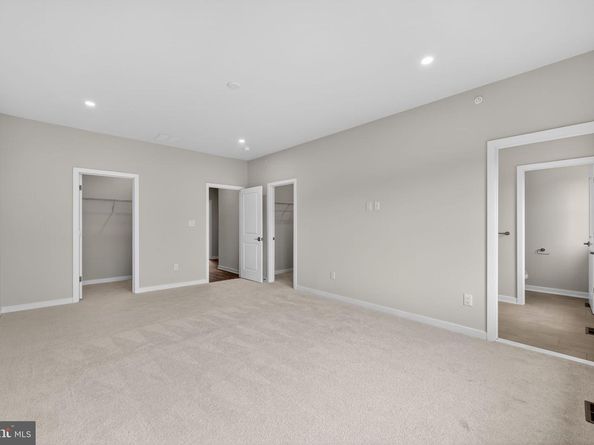 110 Lizabetta Lane 82, King Of Prussia PA 19406