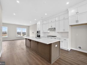 110 Lizabetta Lane 82, King Of Prussia PA 19406