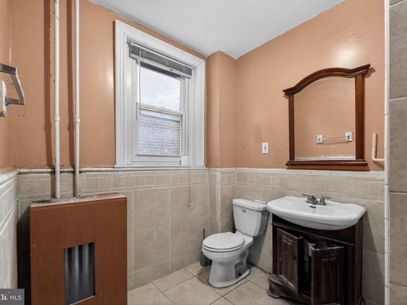 222 S 49TH Street, Philadelphia PA 19139