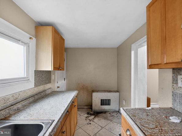 222 S 49TH Street, Philadelphia PA 19139