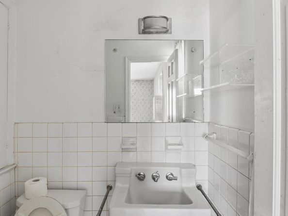 2351 49TH Street NW, Washington DC 20007