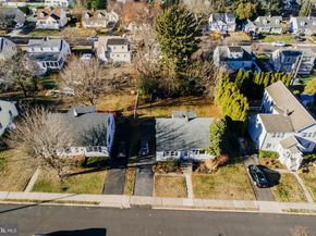 29 Cadwallader Court, Yardley PA 19067