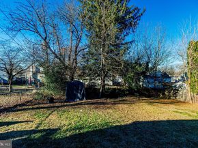 29 Cadwallader Court, Yardley PA 19067