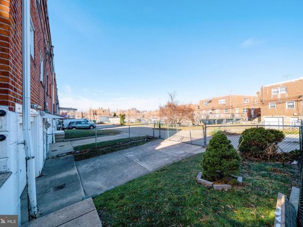 2923 Teesdale Street, Philadelphia PA 19152
