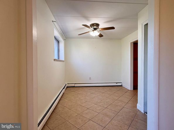 1575 W Street Road 327, Warminster PA 18974