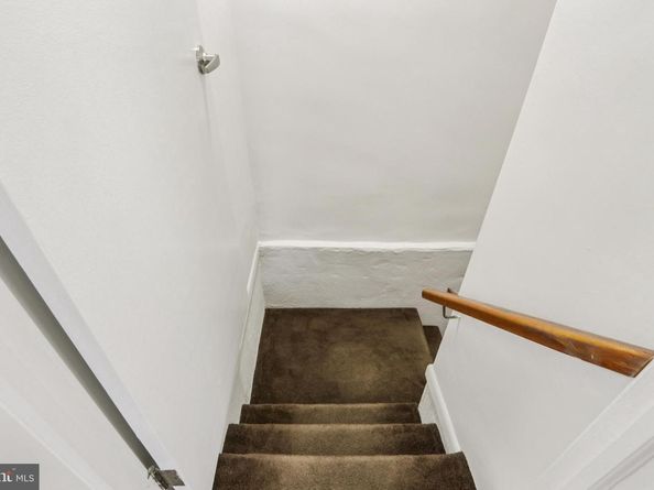 8855 Winchester Avenue, Philadelphia PA 19115