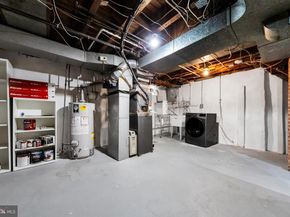 349 Kirks Lane, Drexel Hill PA 19026