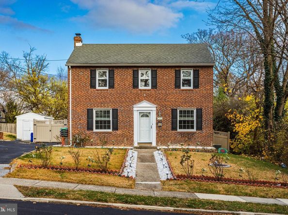 349 Kirks Lane, Drexel Hill PA 19026