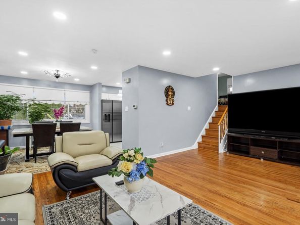 8912 Turton Drive, Philadelphia PA 19115