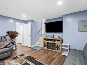 8912 Turton Drive, Philadelphia PA 19115