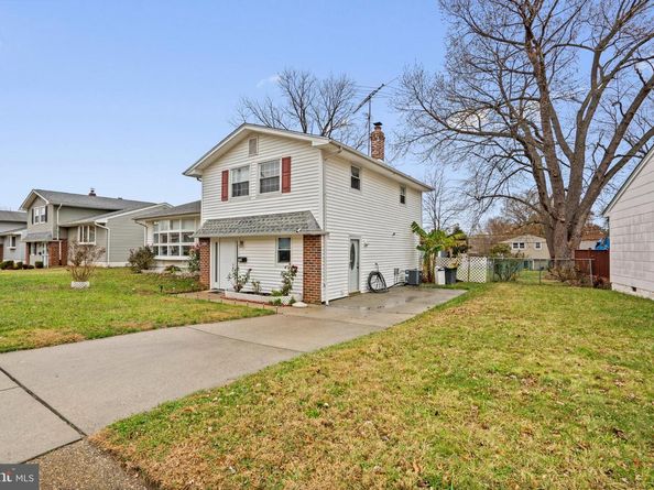 8912 Turton Drive, Philadelphia PA 19115