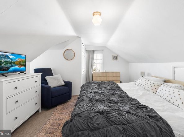 541 Woodside Avenue, Berwyn PA 19312