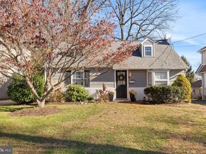 541 Woodside Avenue, Berwyn PA 19312