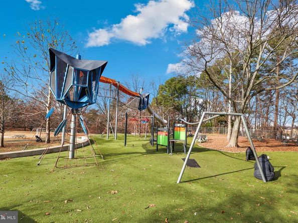 1616 Fitzgerald Lane, Alexandria VA 22302