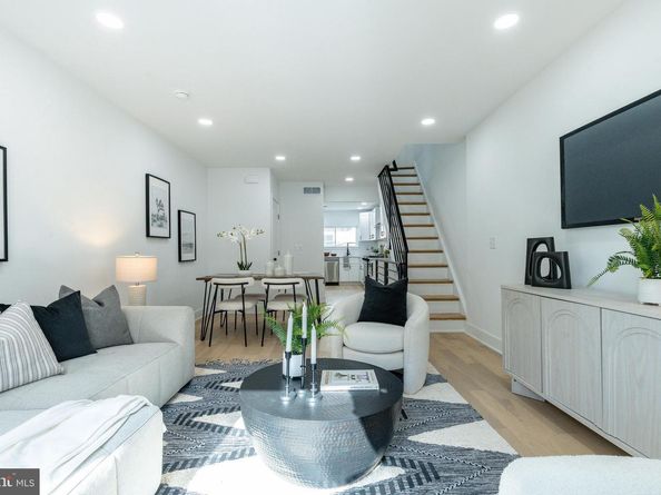 351 Fitzgerald Street, Philadelphia PA 19148