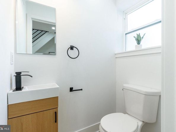 351 Fitzgerald Street, Philadelphia PA 19148