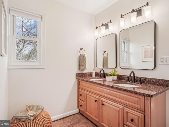 6001 Marquette Terrace, Bethesda MD 20817