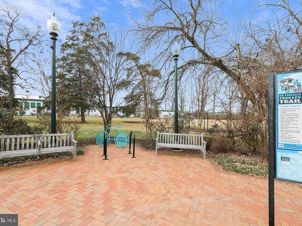 6001 Marquette Terrace, Bethesda MD 20817