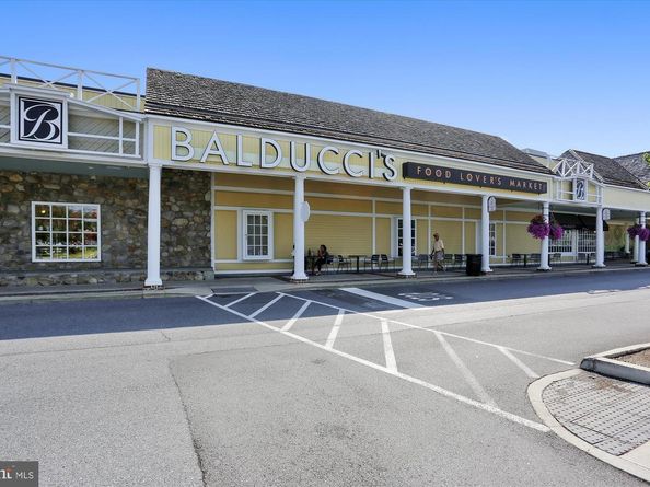 6001 Marquette Terrace, Bethesda MD 20817