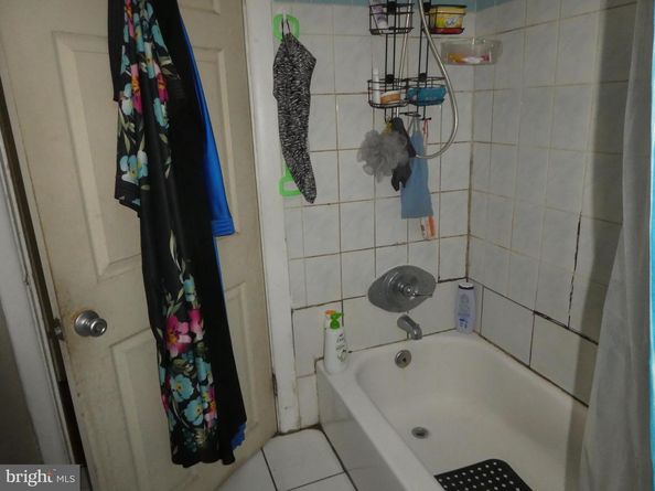 2027 Church Lane, Philadelphia PA 19138