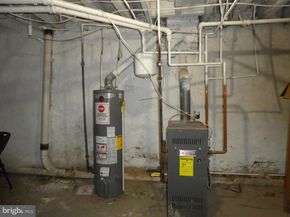 2027 Church Lane, Philadelphia PA 19138