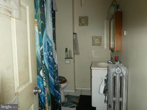 2027 Church Lane, Philadelphia PA 19138