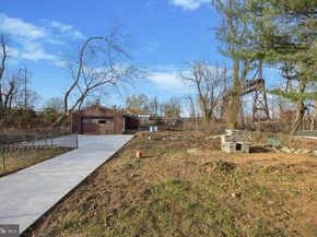 1352 Elmwood Avenue, Sharon Hill PA 19079