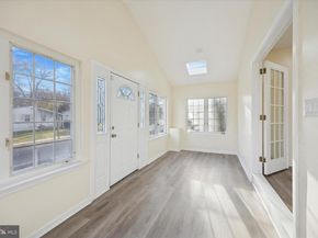 1352 Elmwood Avenue, Sharon Hill PA 19079