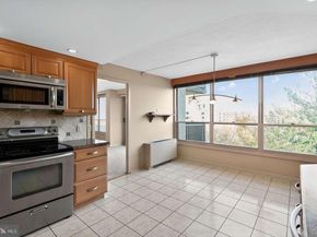 1001 City Avenue WB914, Wynnewood PA 19096