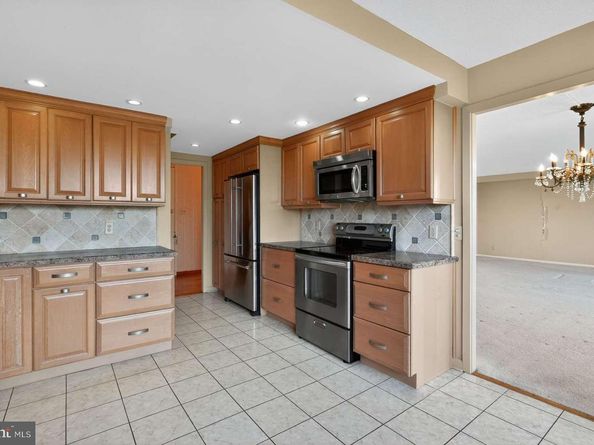 1001 City Avenue WB914, Wynnewood PA 19096