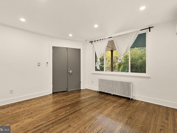 215 Hawaii Avenue NE, Washington DC 20011