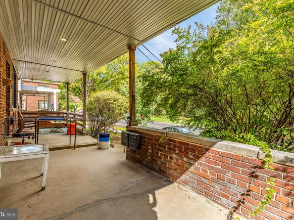 215 Hawaii Avenue NE, Washington DC 20011