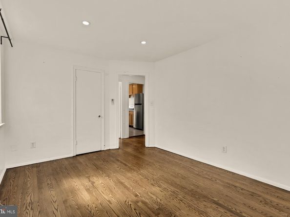 215 Hawaii Avenue NE, Washington DC 20011