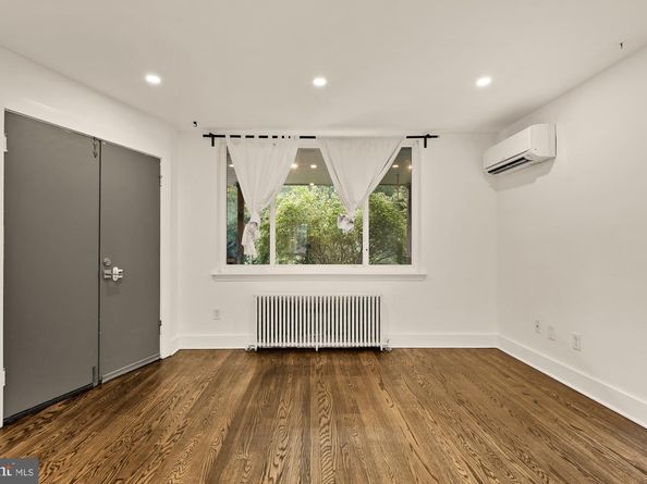 215 Hawaii Avenue NE, Washington DC 20011