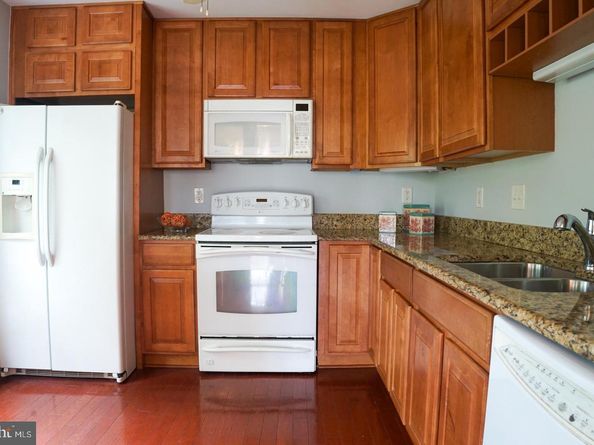 2816 Emma Lee Street 301, Falls Church VA 22042