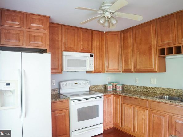 2816 Emma Lee Street 301, Falls Church VA 22042