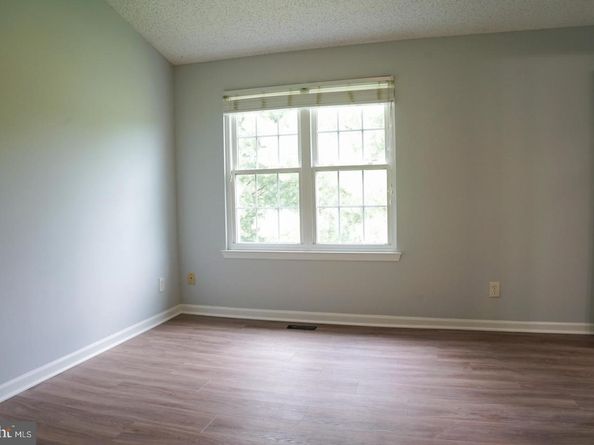 2816 Emma Lee Street 301, Falls Church VA 22042