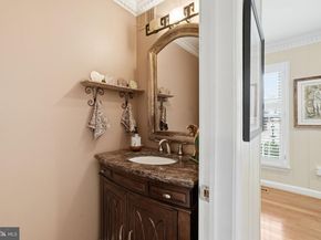 1230 23rd Street S, Arlington VA 22202