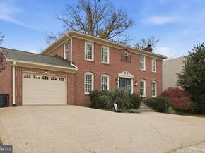 1230 23rd Street S, Arlington VA 22202