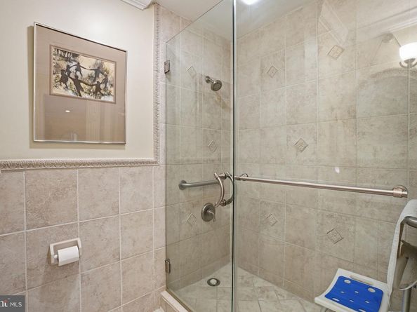 1230 23rd Street S, Arlington VA 22202