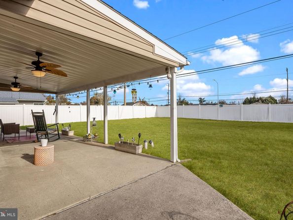 179 Crabtree Drive, Levittown PA 19055