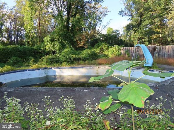 1710 Twining Road, Willow Grove PA 19090