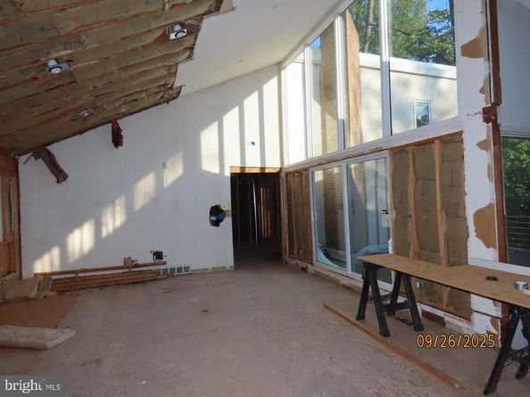 1710 Twining Road, Willow Grove PA 19090