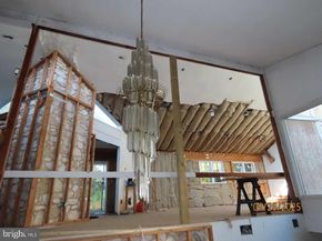 1710 Twining Road, Willow Grove PA 19090