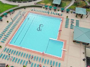 5225 Pooks Hill Road 1305N, Bethesda MD 20814