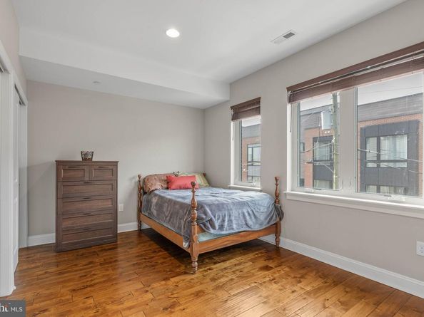 1423 S Howard Street, Philadelphia PA 19147