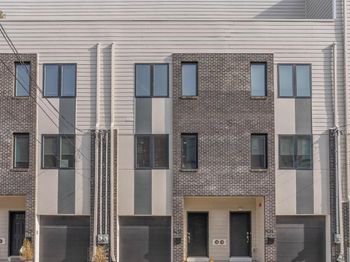 1423 S Howard Street