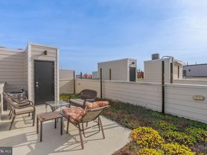 1423 S Howard Street, Philadelphia PA 19147